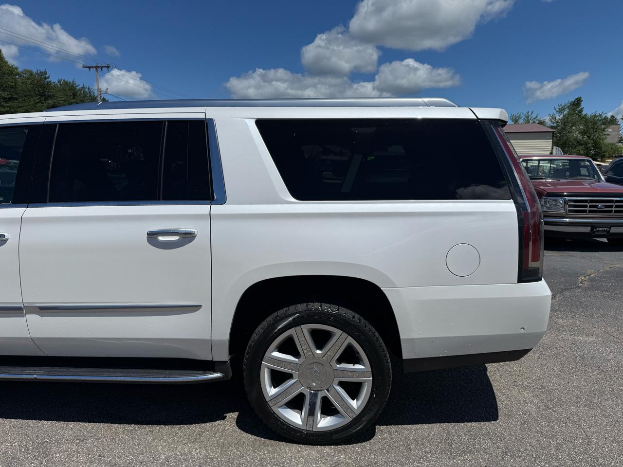 Cadillac Escalade ESV  2017