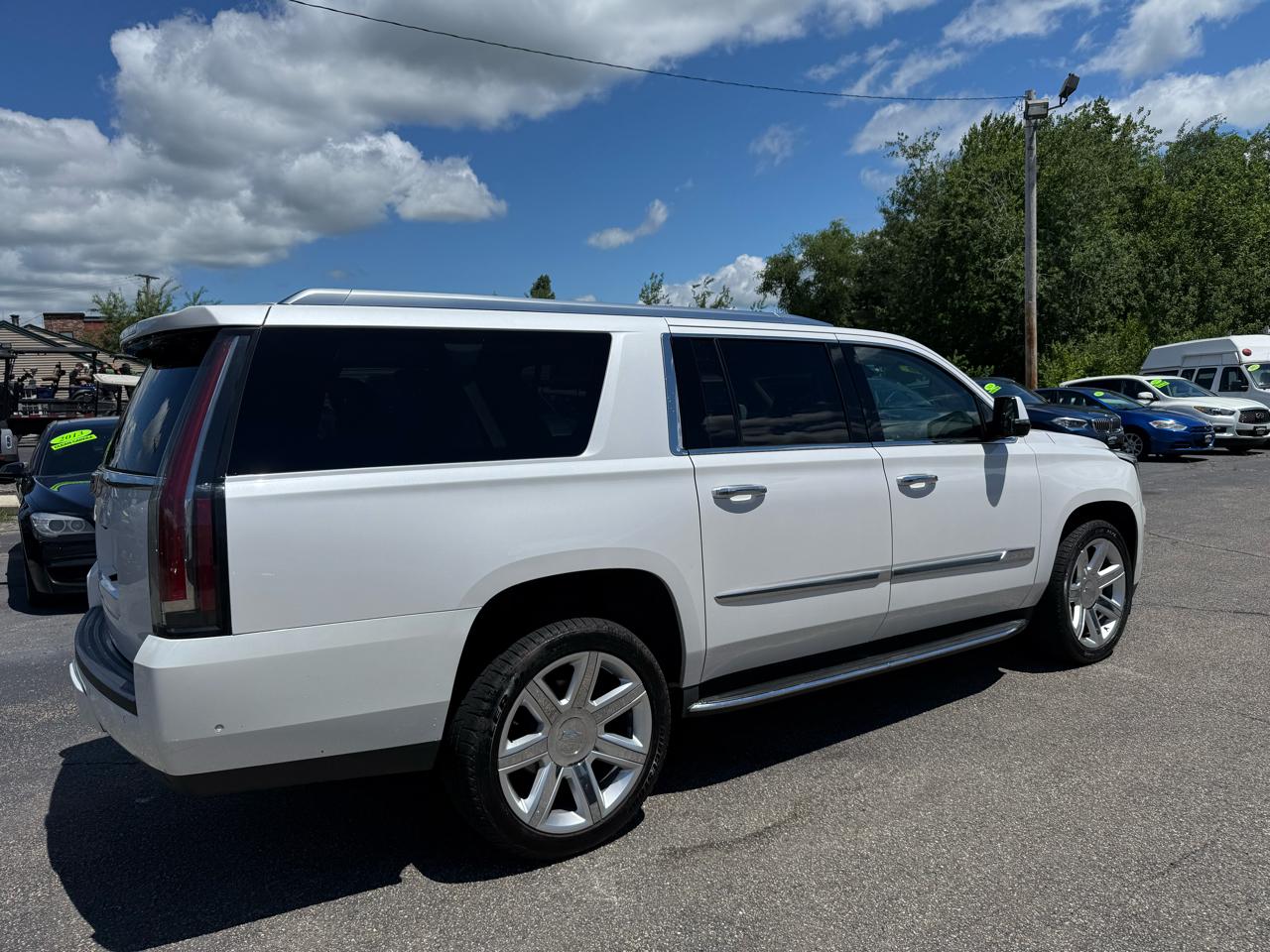 Cadillac Escalade ESV  2017