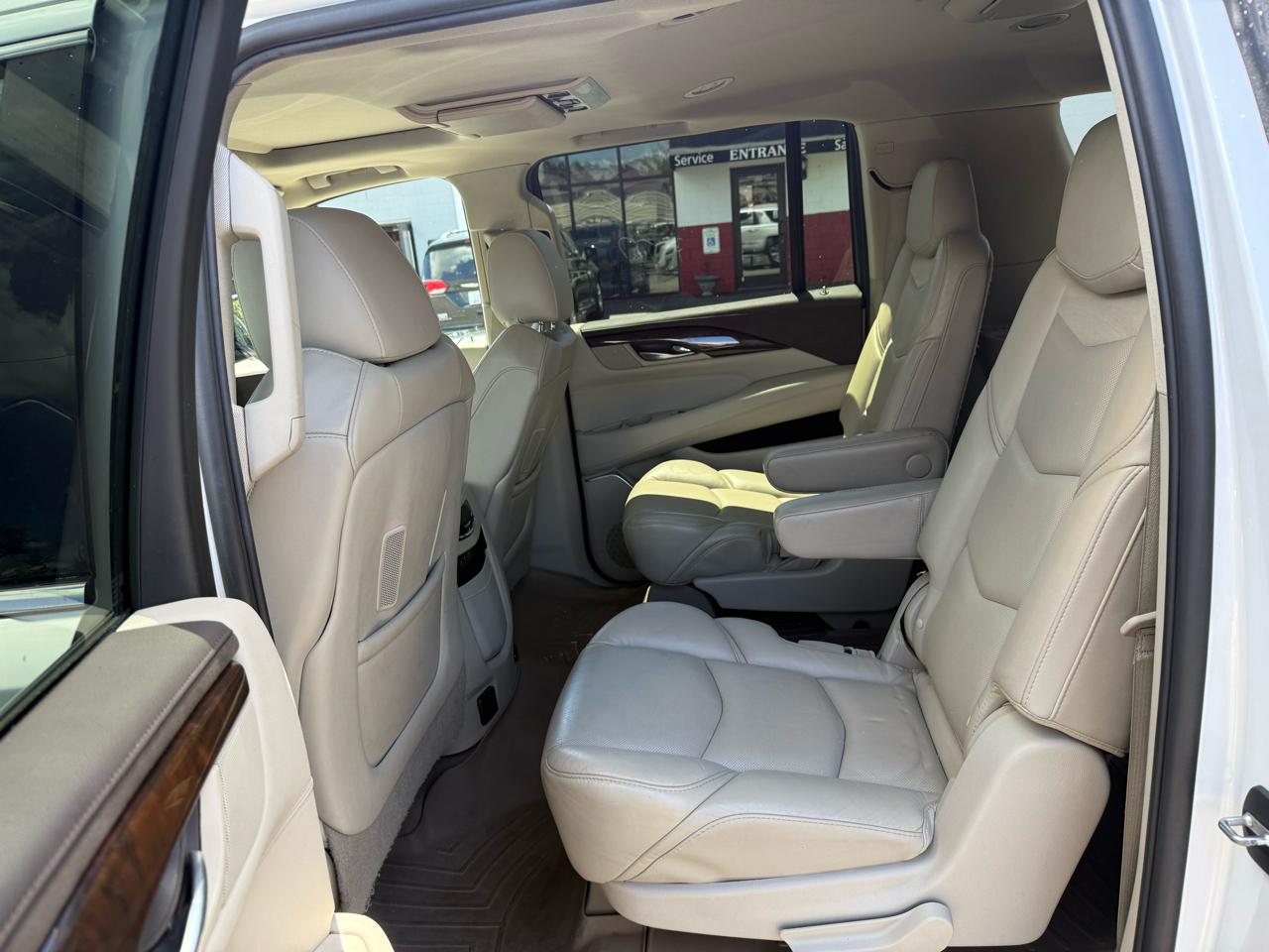 Cadillac Escalade ESV  2017