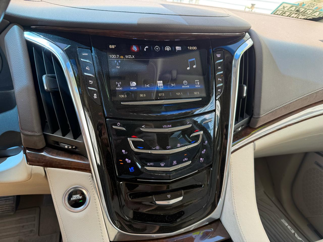 Cadillac Escalade ESV  2017