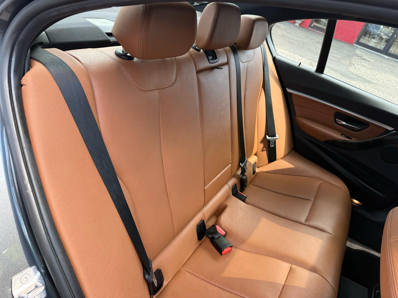 BMW 3 Series  2017