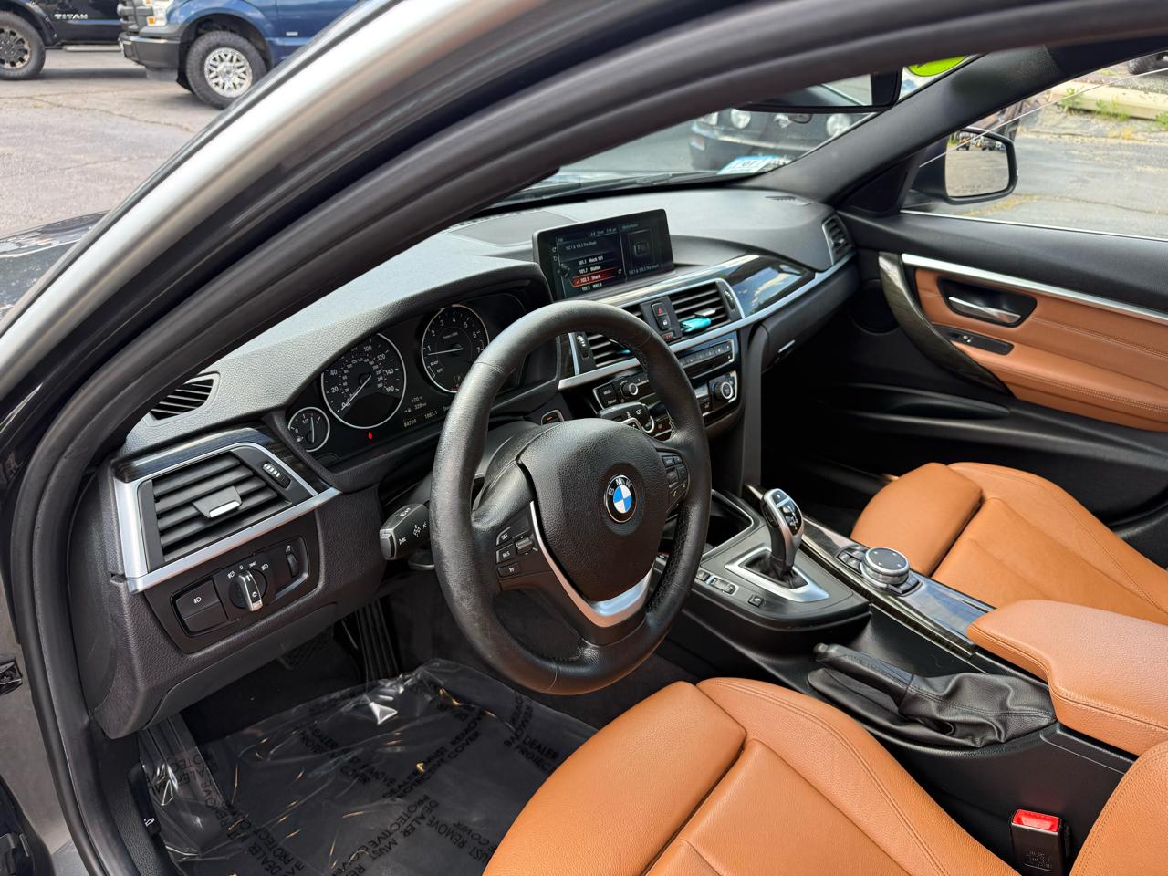 BMW 3 Series  2017