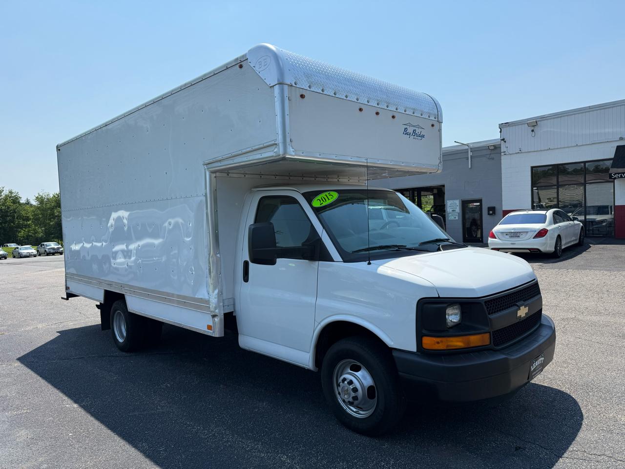 Chevrolet Express Commercial Cutaway 3500 Van 159" 2015