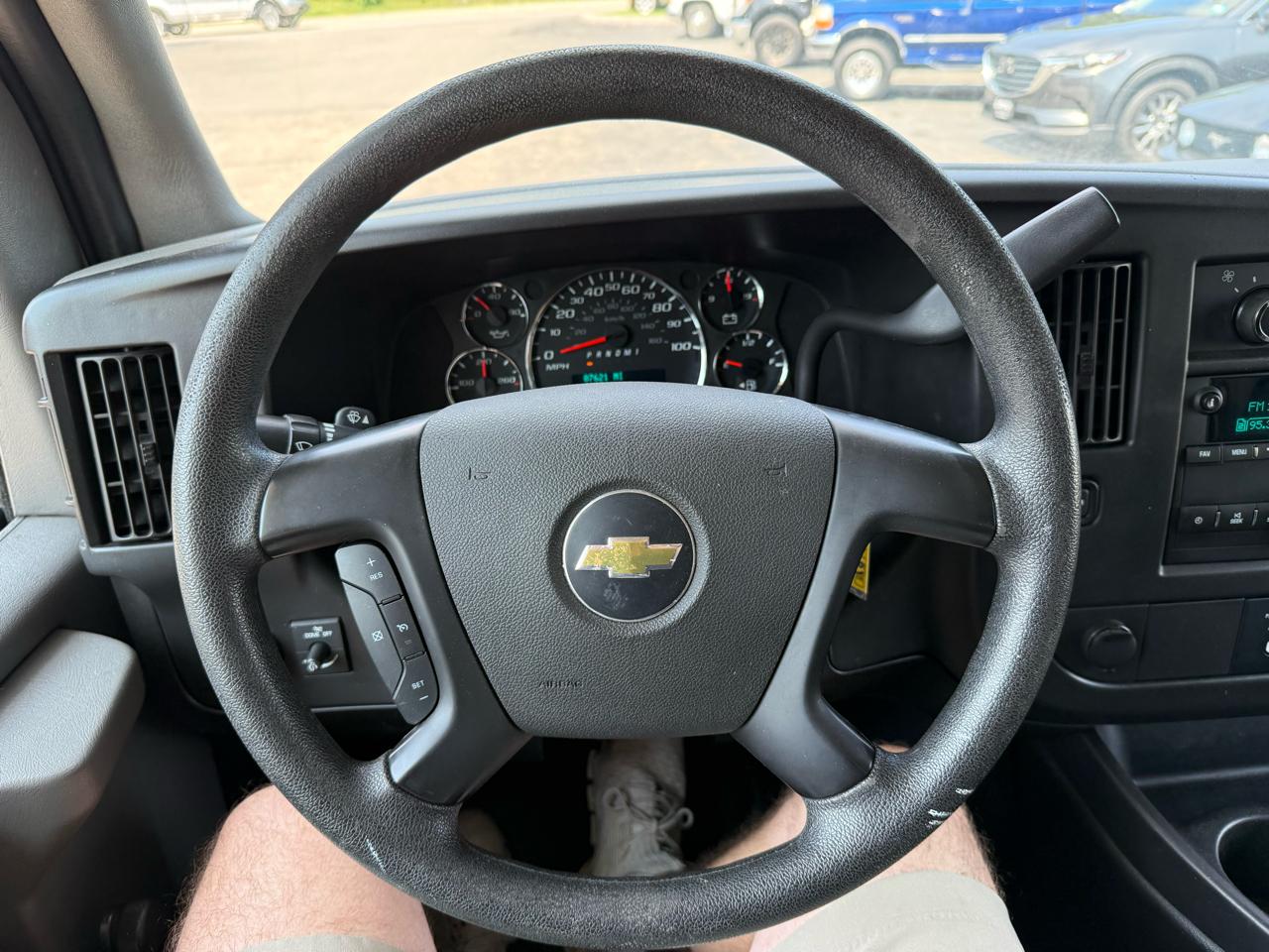Chevrolet Express Commercial Cutaway 3500 Van 159" 2015