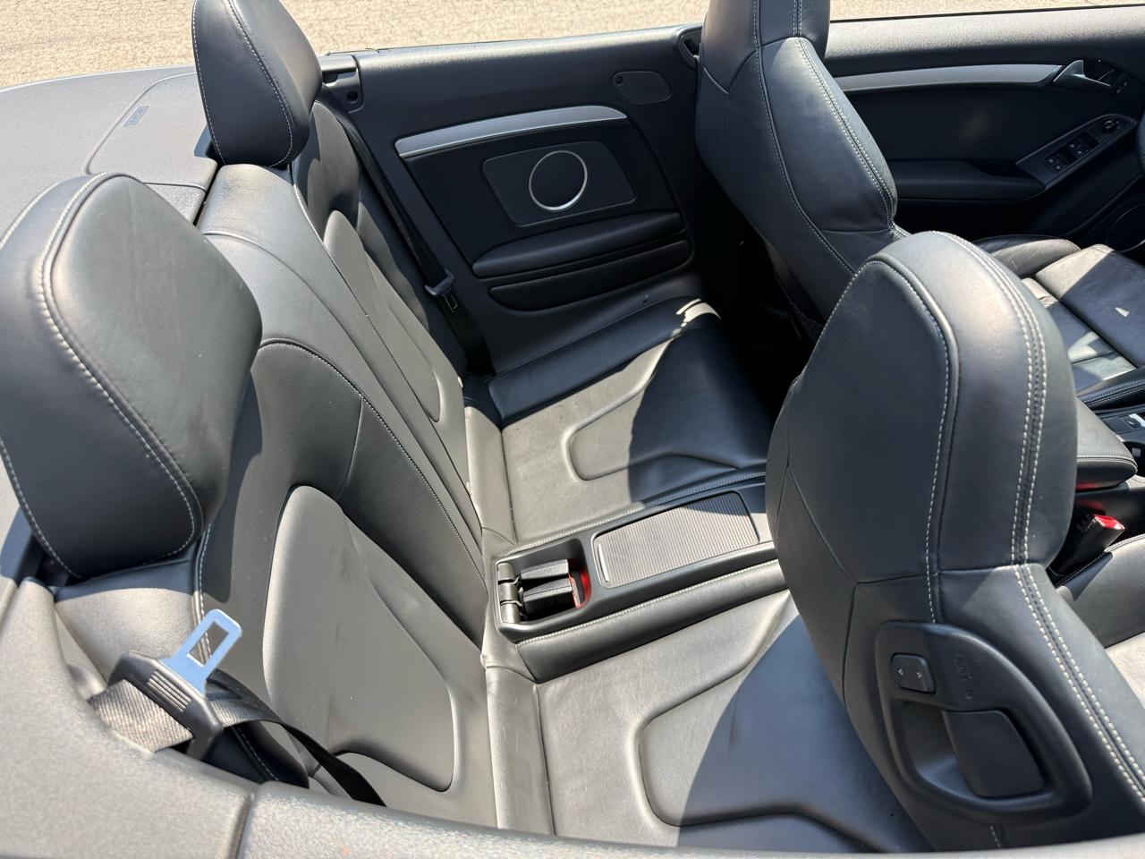 Audi S5  2011
