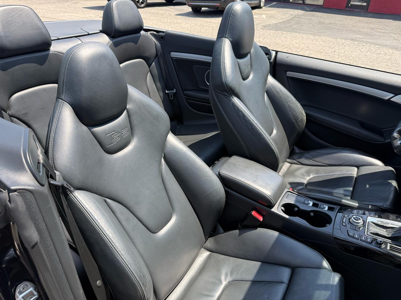 Audi S5  2011