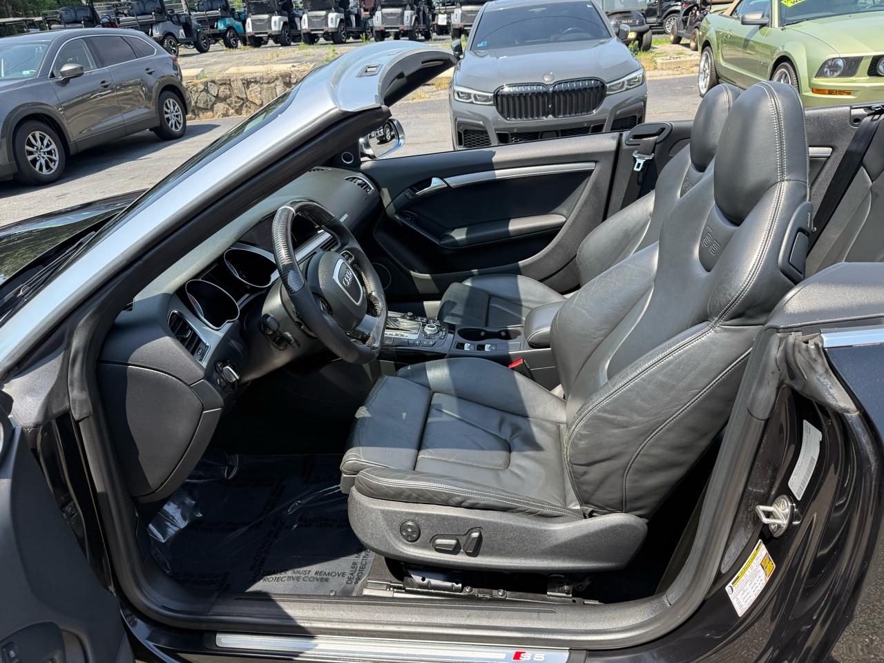 Audi S5  2011