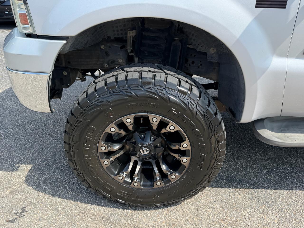 Ford F-250 Crew Cab  2005
