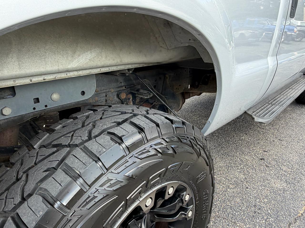 Ford F-250 Crew Cab  2005