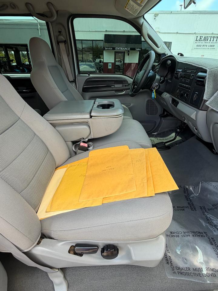 Ford F-250 Crew Cab  2005