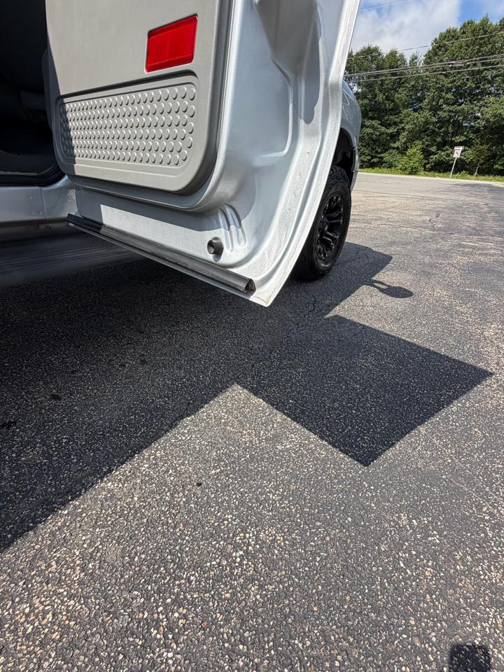 Ford F-250 Crew Cab  2005