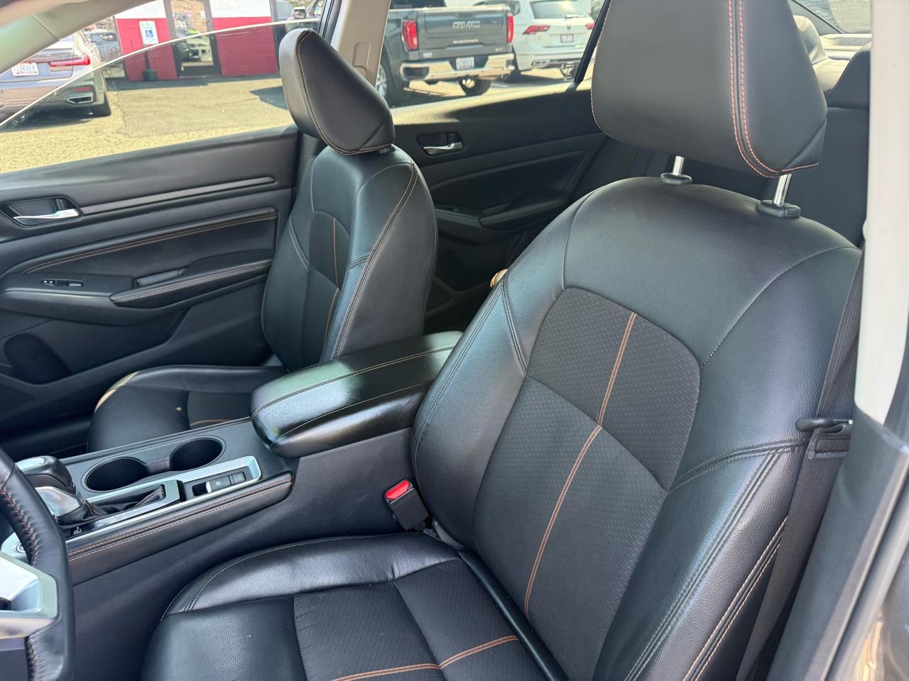 Nissan Altima  2021