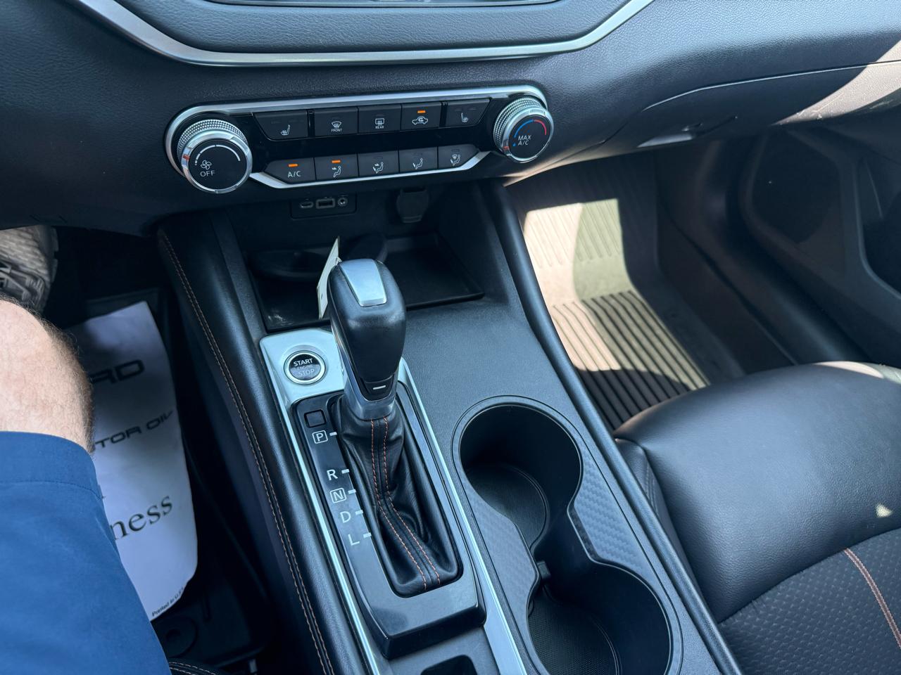 Nissan Altima  2021