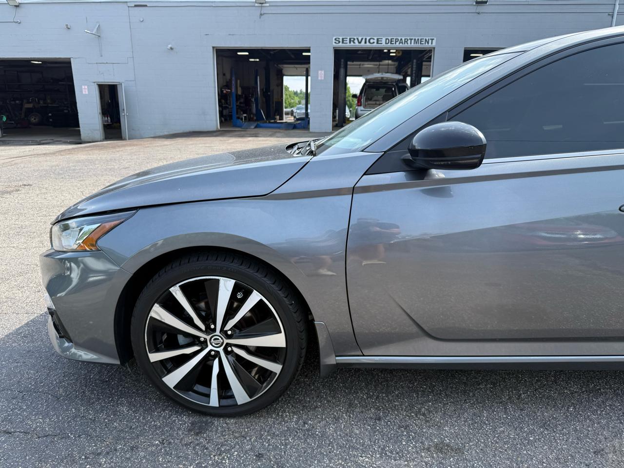Nissan Altima  2021