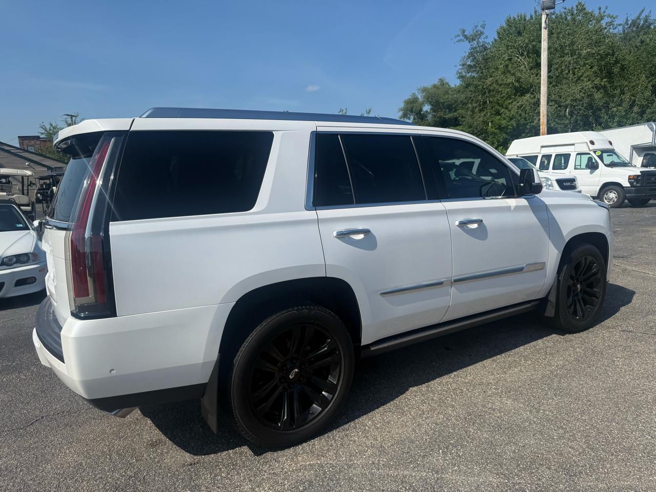 Cadillac Escalade  2017