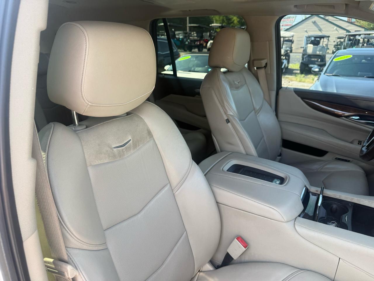 Cadillac Escalade  2017