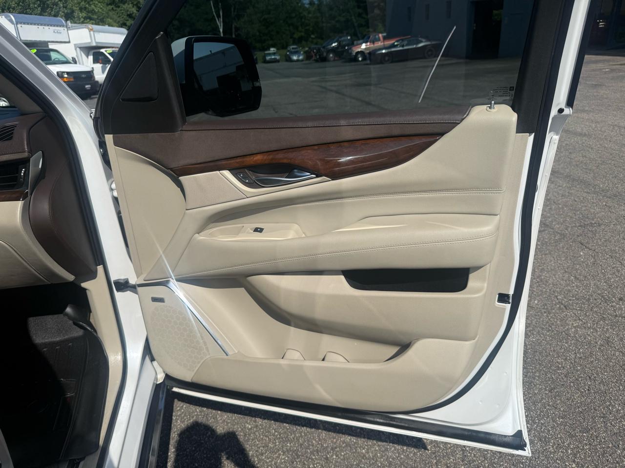 Cadillac Escalade  2017