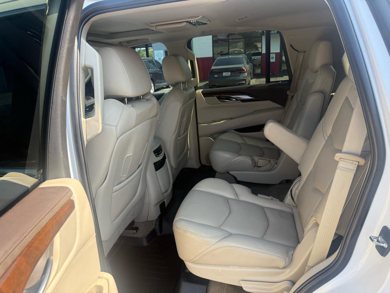 Cadillac Escalade  2017