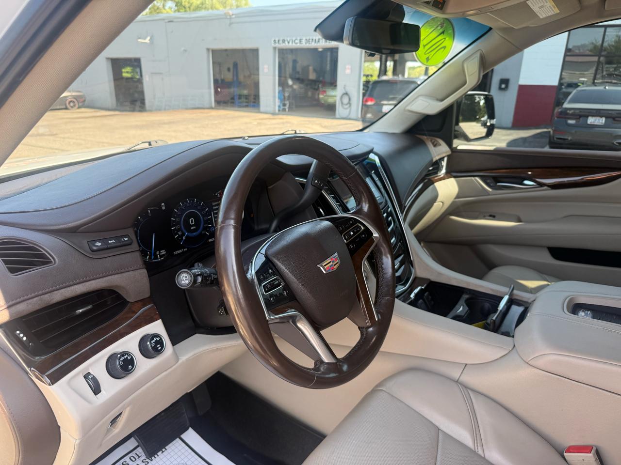 Cadillac Escalade  2017