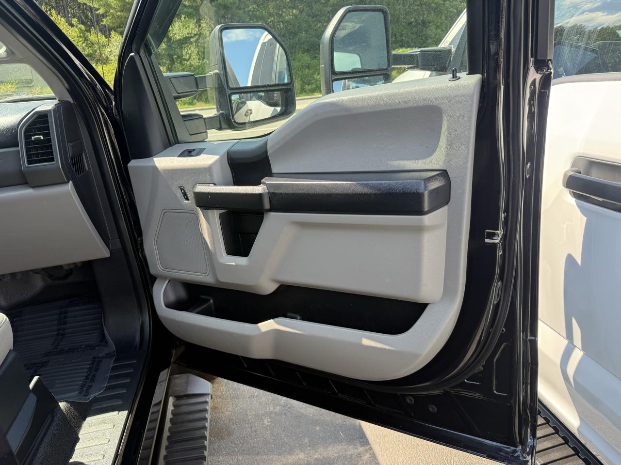 Ford Super Duty F-350 SRW  2021