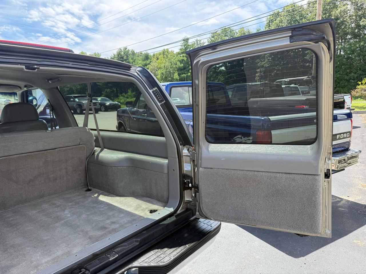 Chevrolet Tahoe  1999