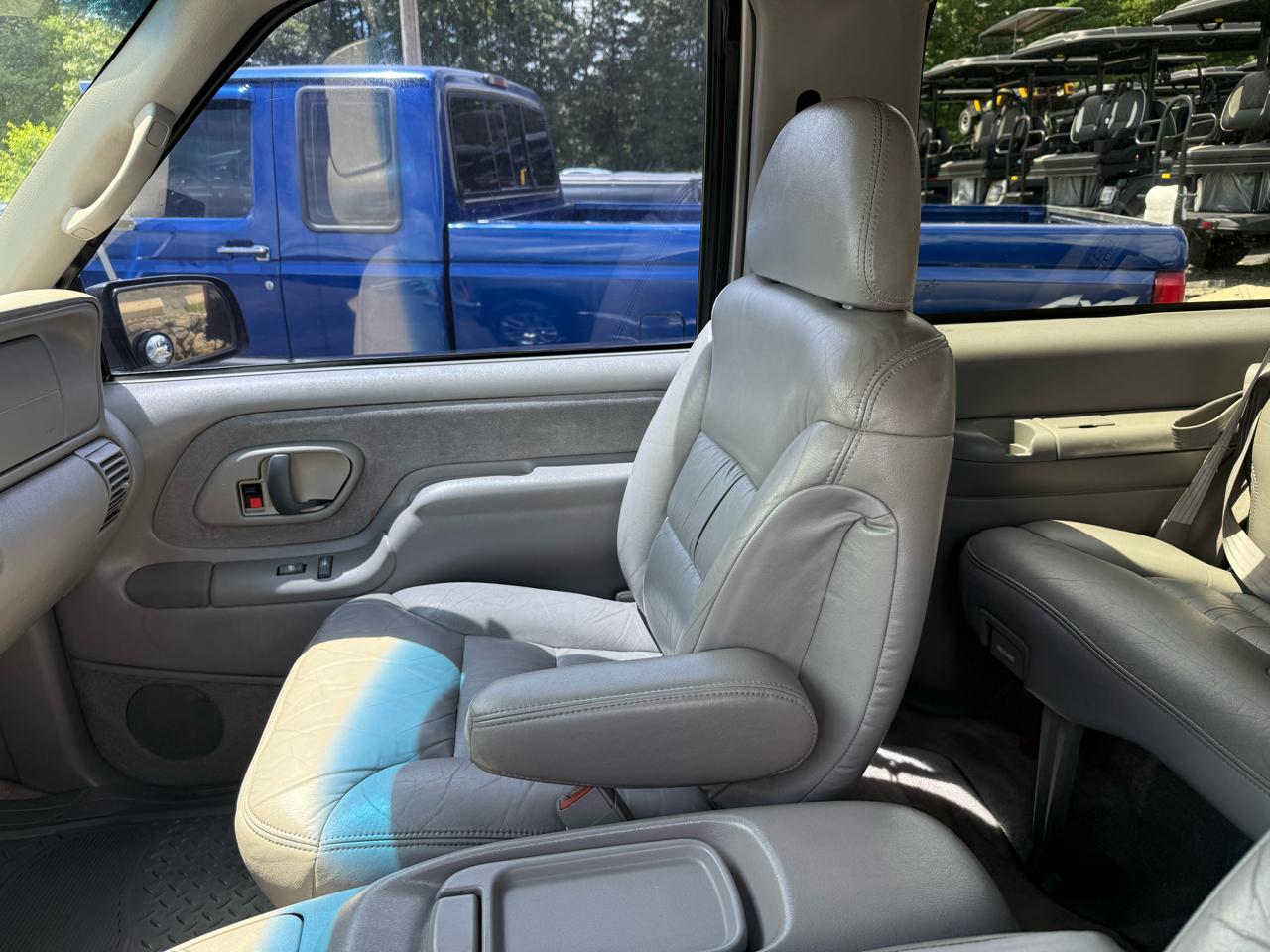 Chevrolet Tahoe  1999