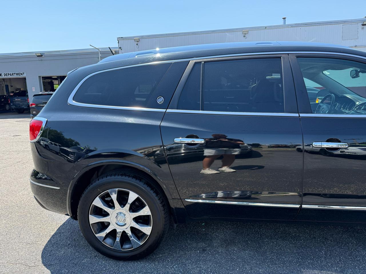 Buick Enclave  2017