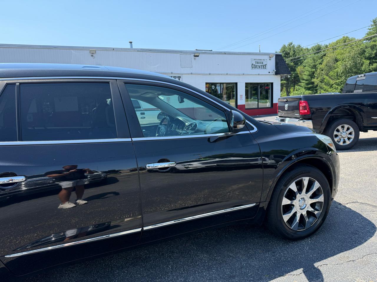 Buick Enclave  2017