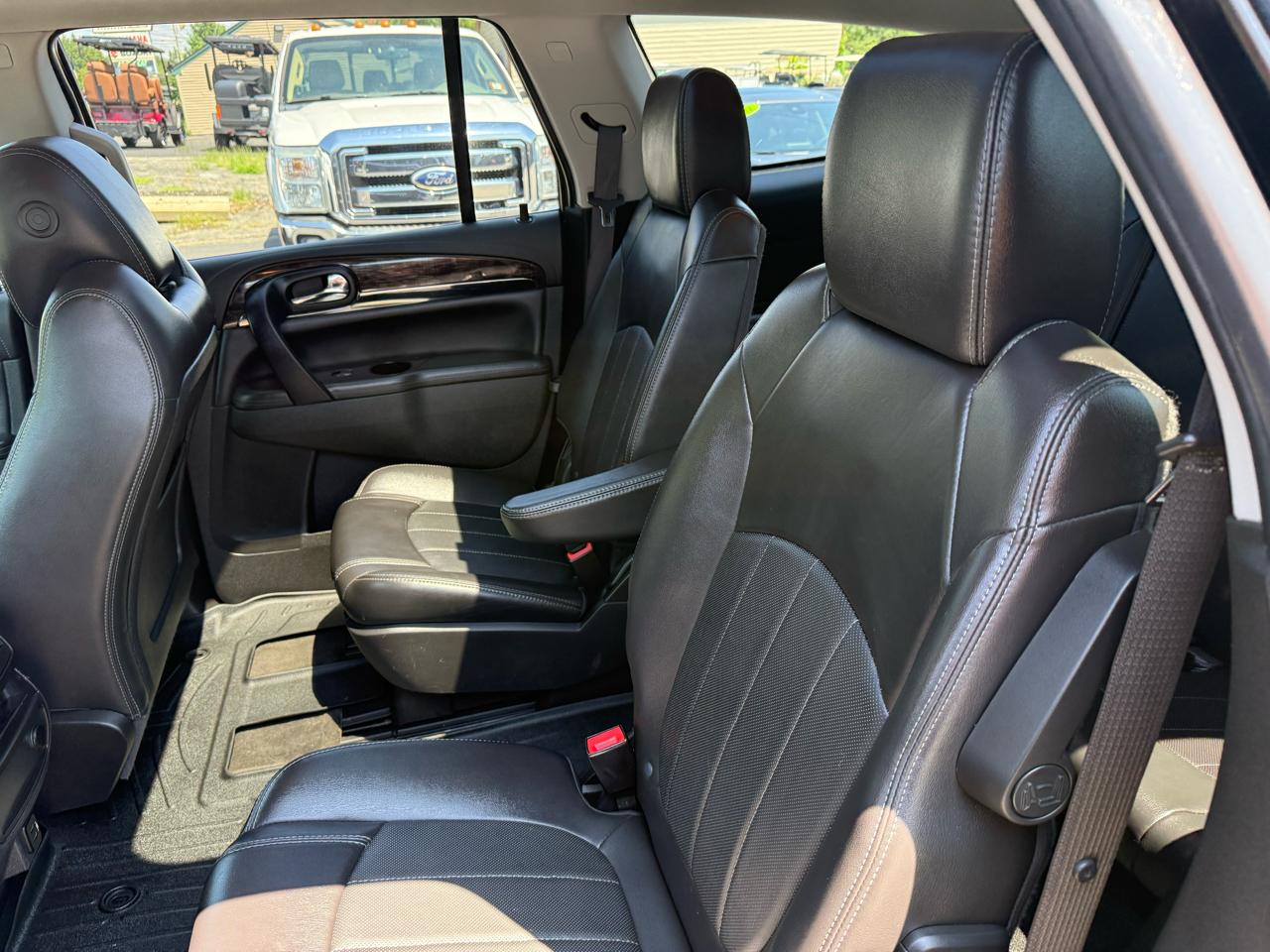 Buick Enclave  2017