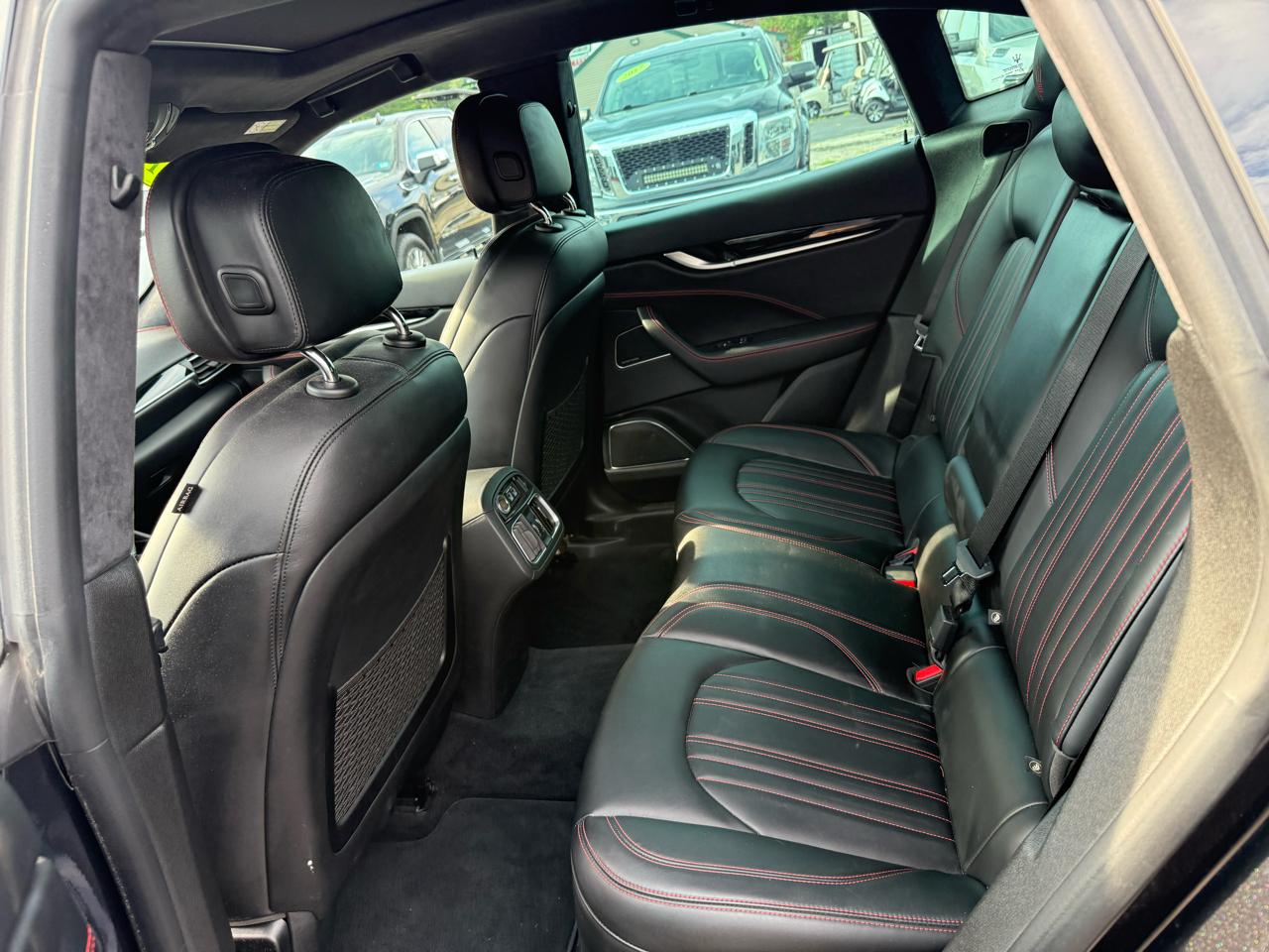 Maserati Levante  2017