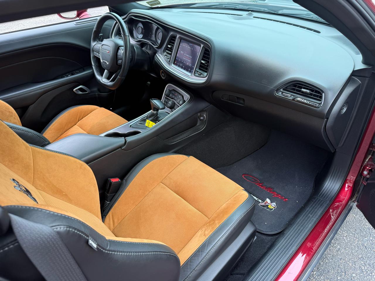 Dodge Challenger  2021