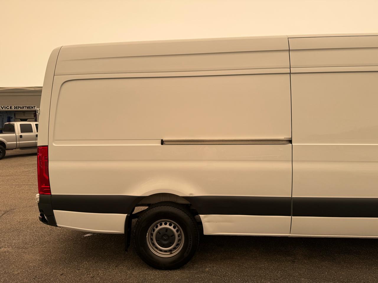 Mercedes-Benz Sprinter Van  2020