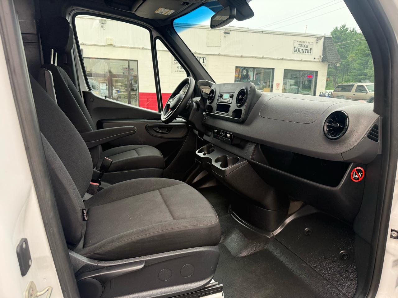 Mercedes-Benz Sprinter Van  2020