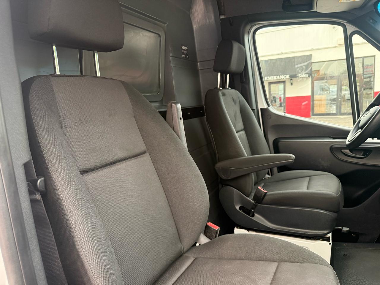 Mercedes-Benz Sprinter Van  2020