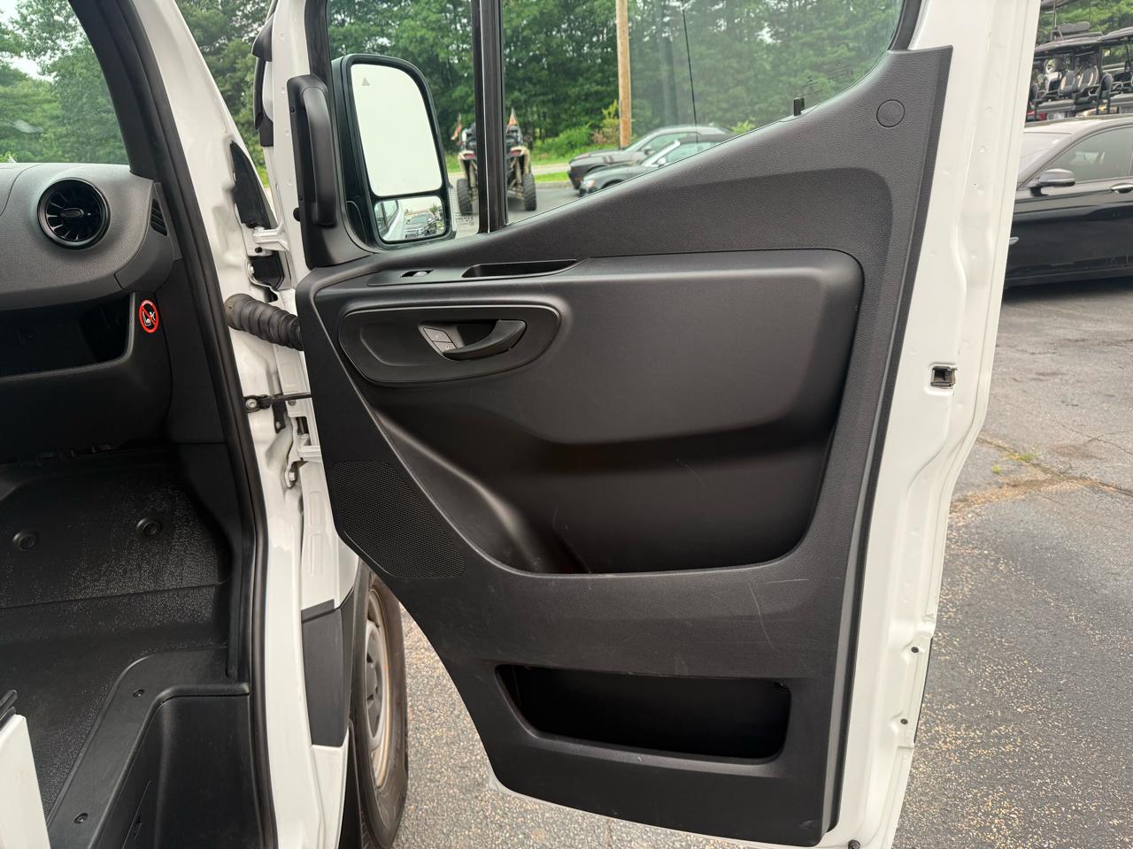 Mercedes-Benz Sprinter Van  2020