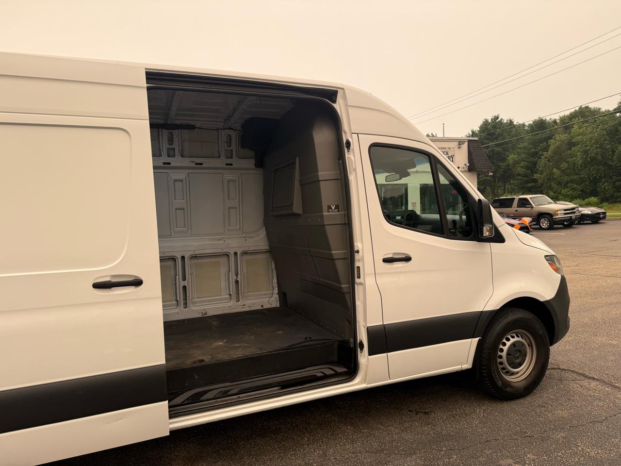 Mercedes-Benz Sprinter Van  2020