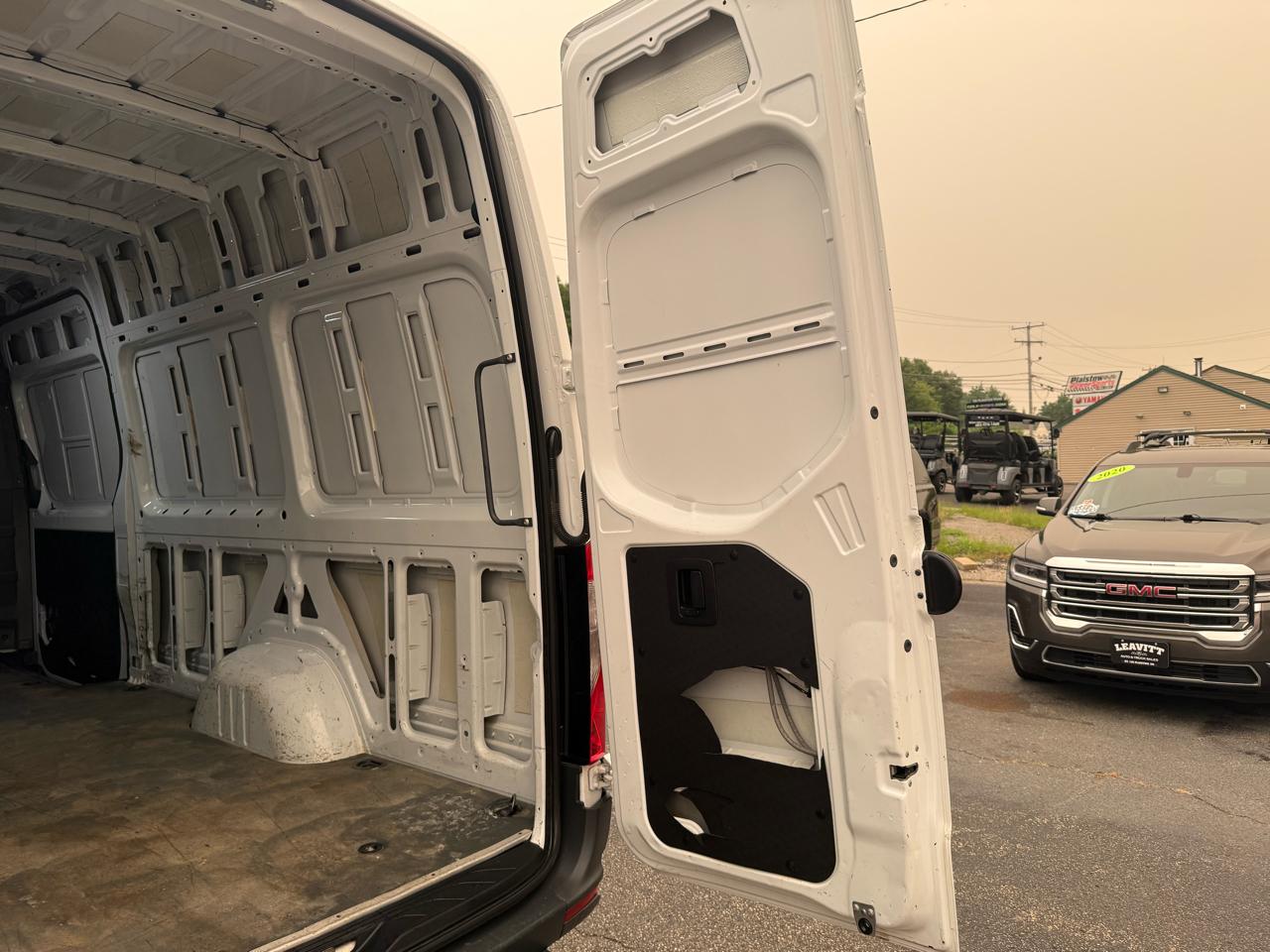 Mercedes-Benz Sprinter Van  2020