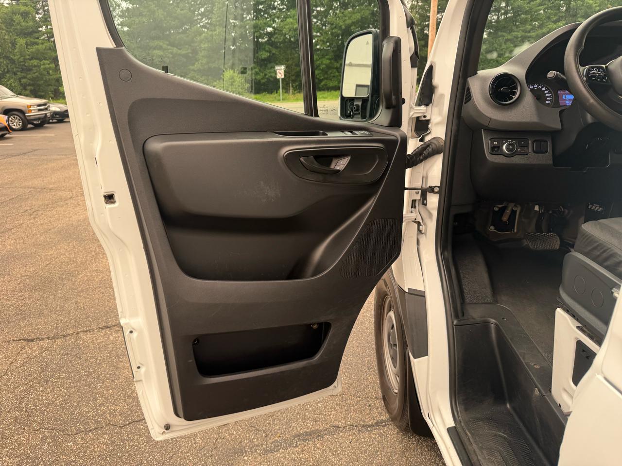 Mercedes-Benz Sprinter Van  2020