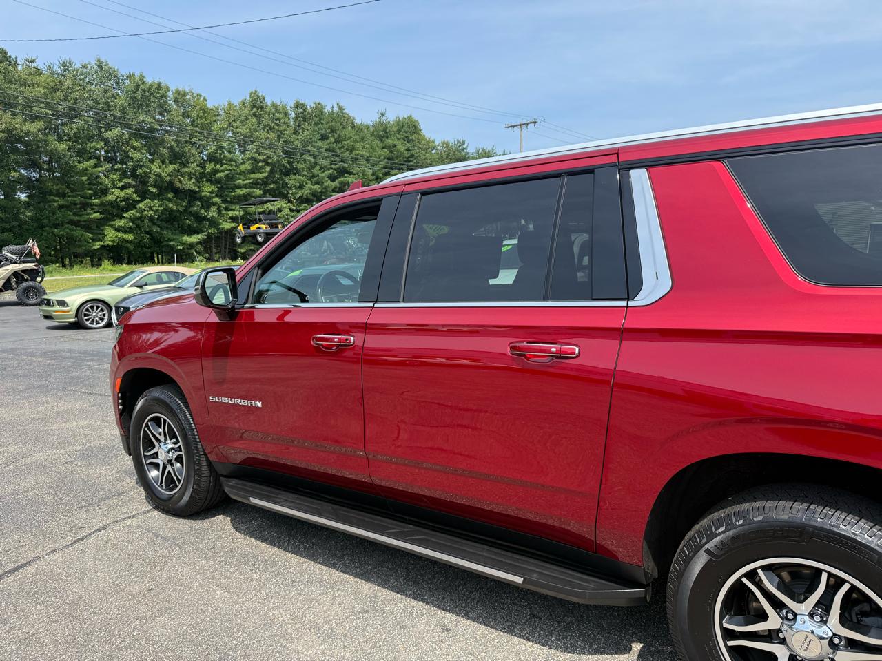 Chevrolet Suburban  2021