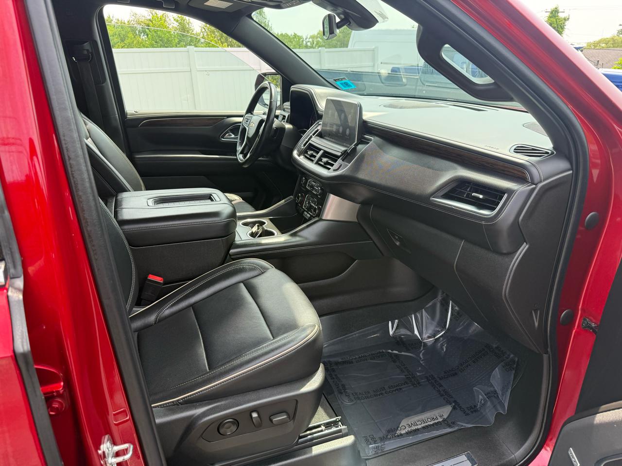 Chevrolet Suburban  2021