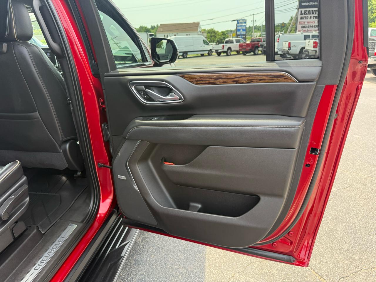 Chevrolet Suburban  2021