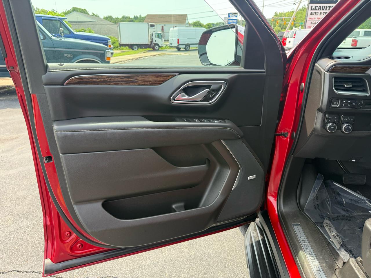 Chevrolet Suburban  2021