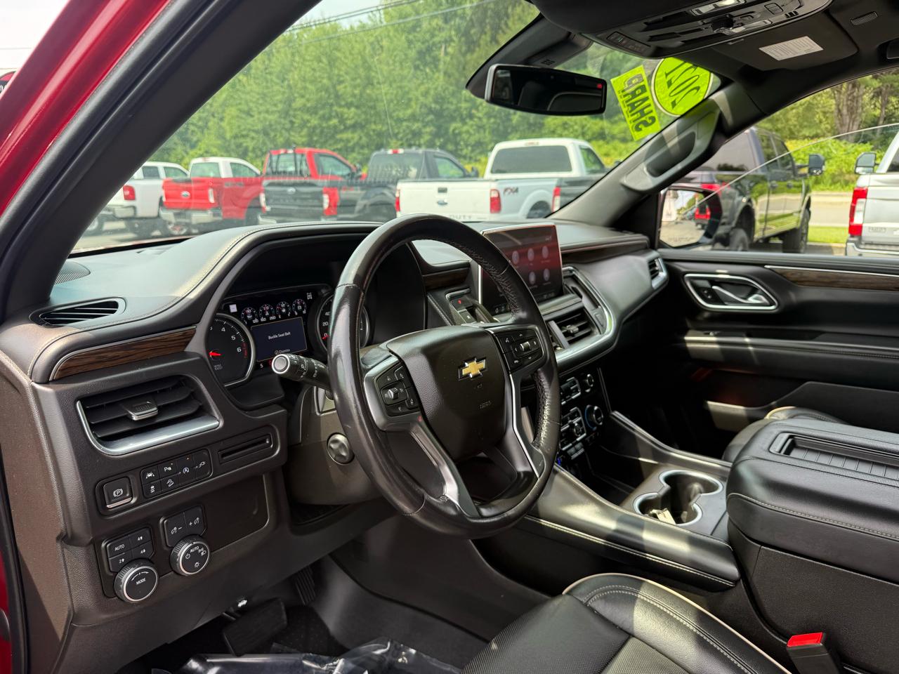 Chevrolet Suburban  2021