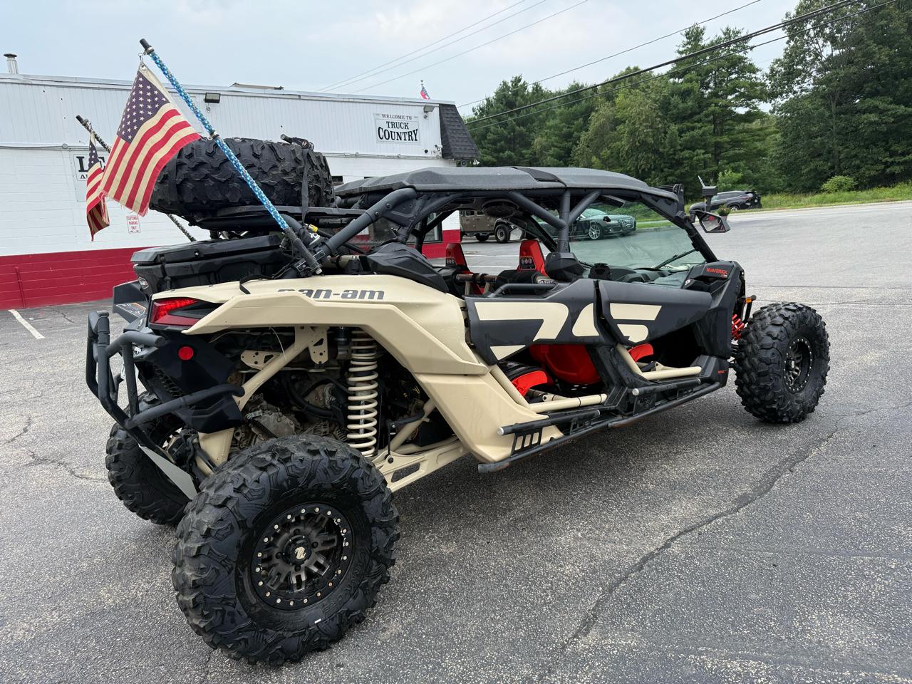 Can-Am Maverick 1000R Turbo X DS  2022