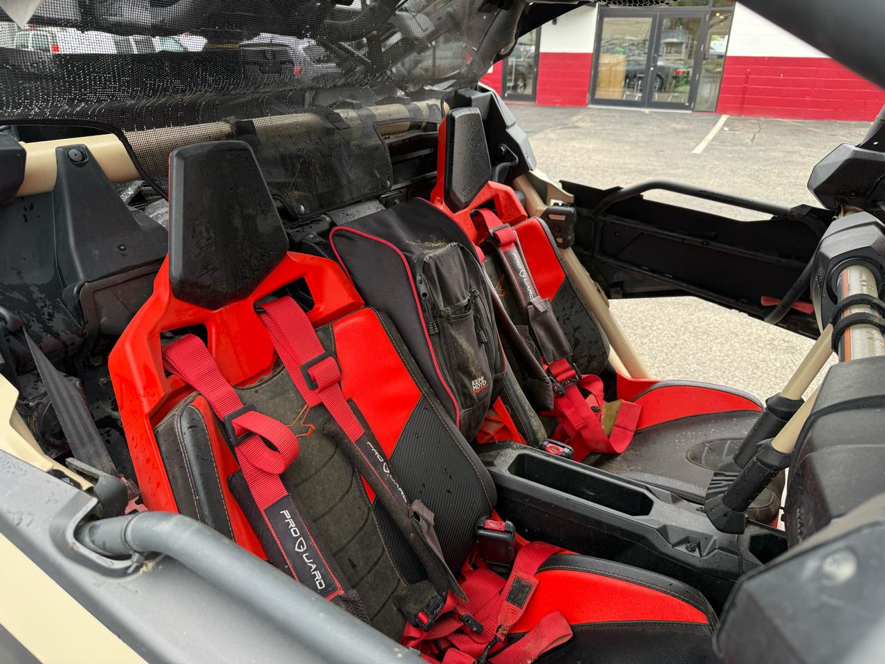 Can-Am Maverick 1000R Turbo X DS  2022