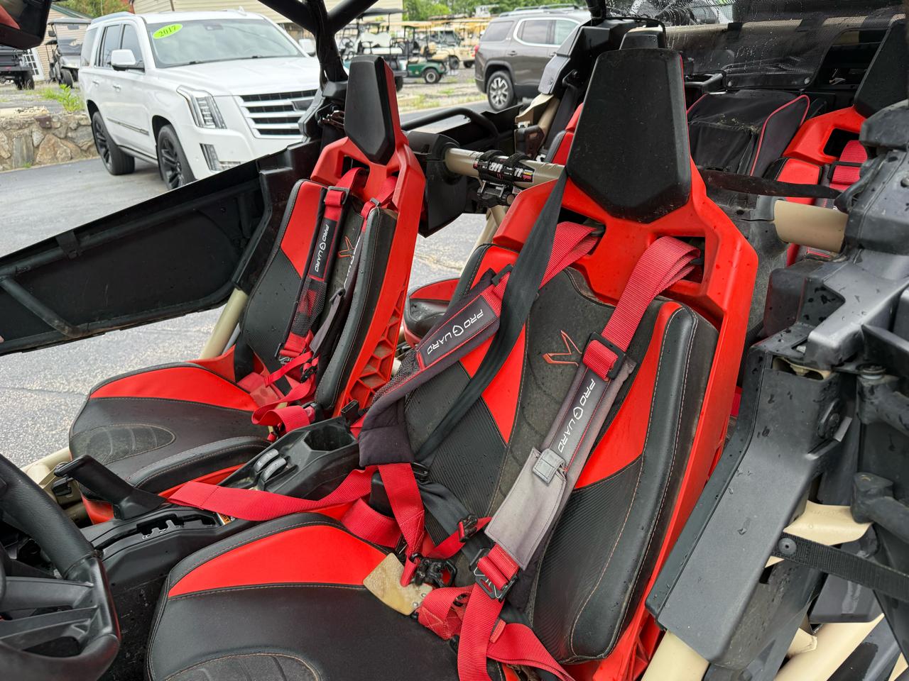 Can-Am Maverick 1000R Turbo X DS  2022