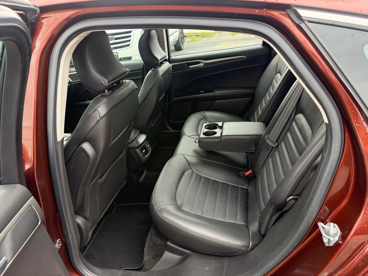 Ford Fusion  2016