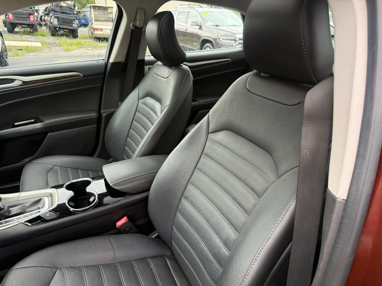 Ford Fusion  2016