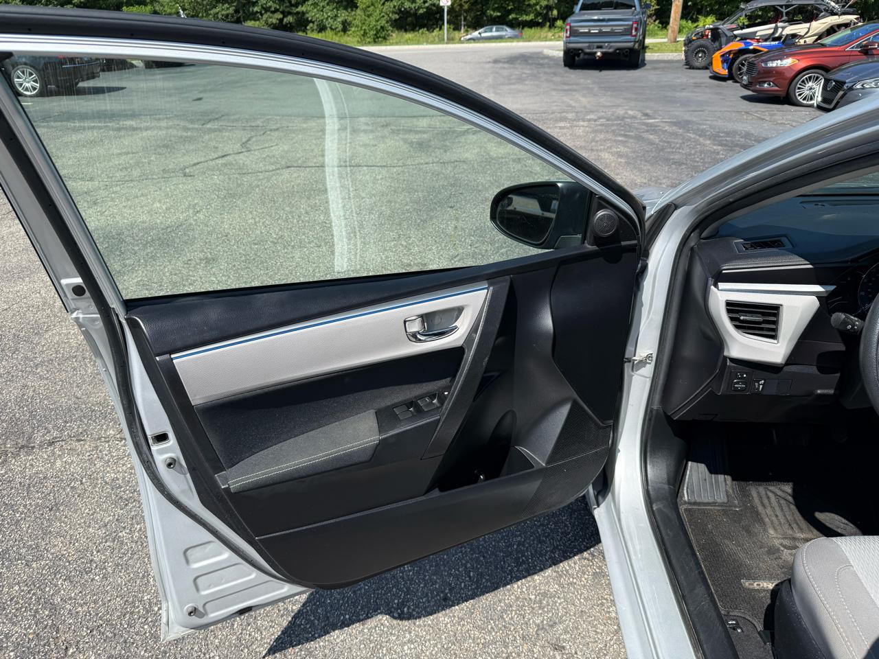Toyota Corolla  2016
