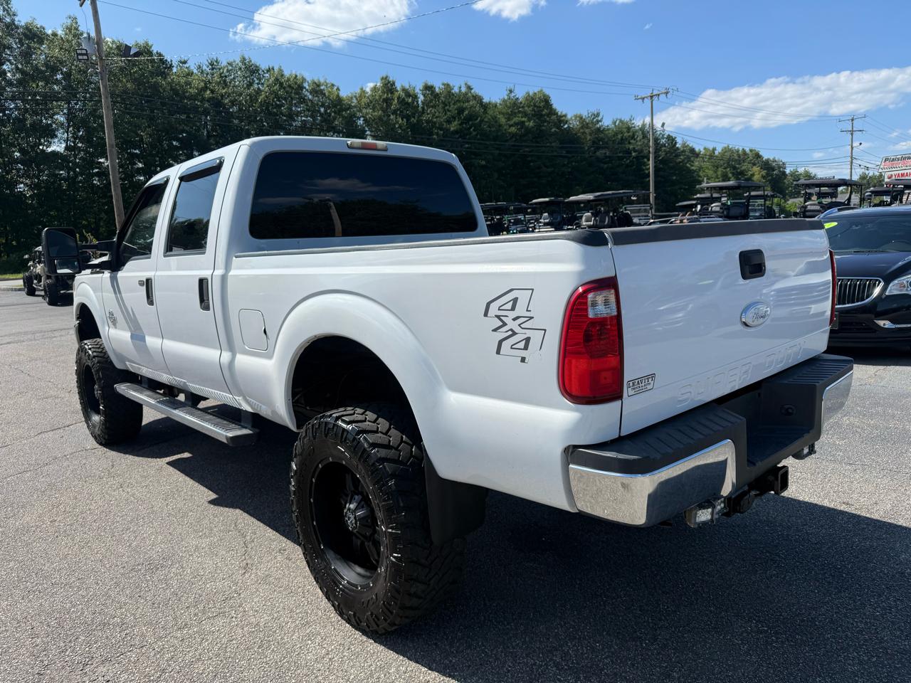 Ford Super Duty F-350 SRW  2011